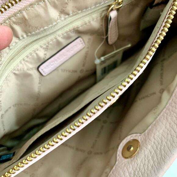 Michael Michael Kors Large Triple Gusset Jet Set Pebbled Leather Crossbody - Picture 5 of 6